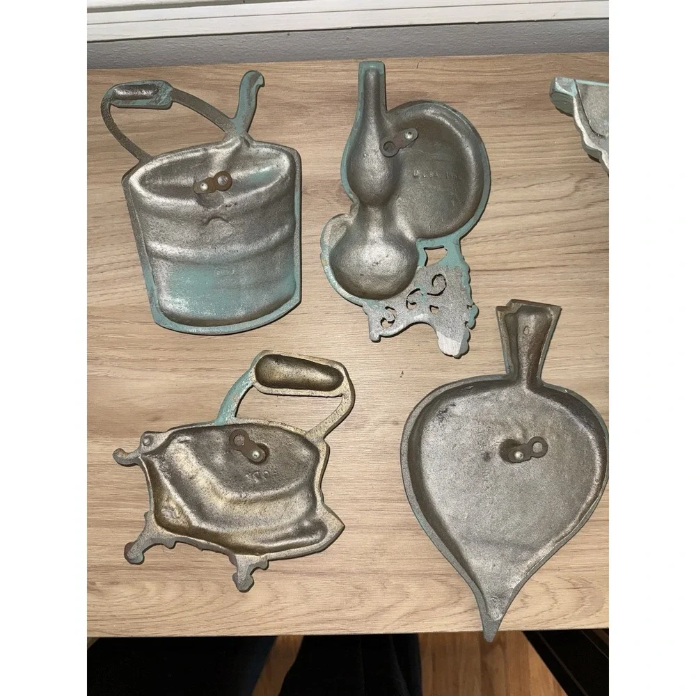 Sexton Style Cast Metal Teal Kitchen Wall‎ Decor Plates W/ Large Fork Spoon